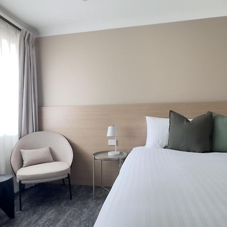 The Phoenix Artesian Spa Resort And Accommodation โมรี ภายนอก รูปภาพ